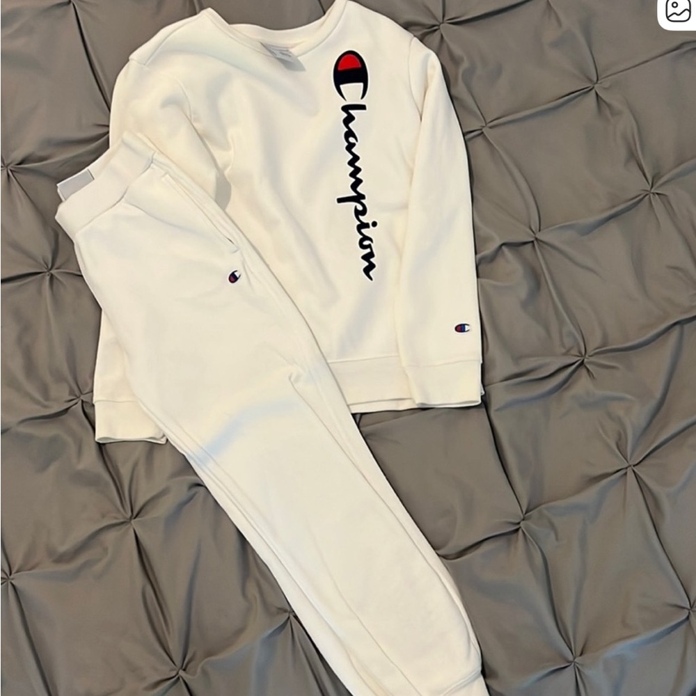 Champion Sweatshirt and Joggers